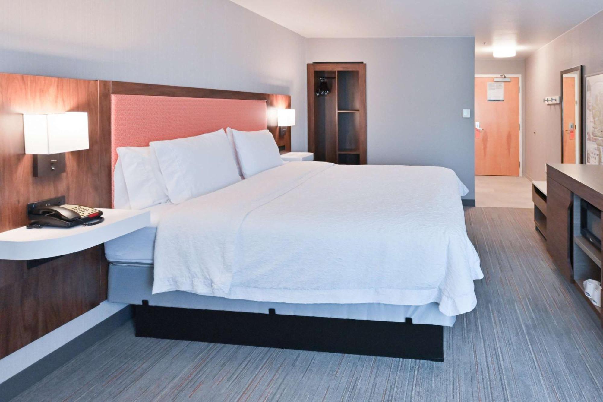 Hampton Inn Fremont Bagian luar foto